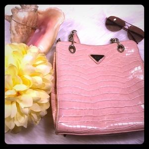 New York & Co. pink shoulder purse!